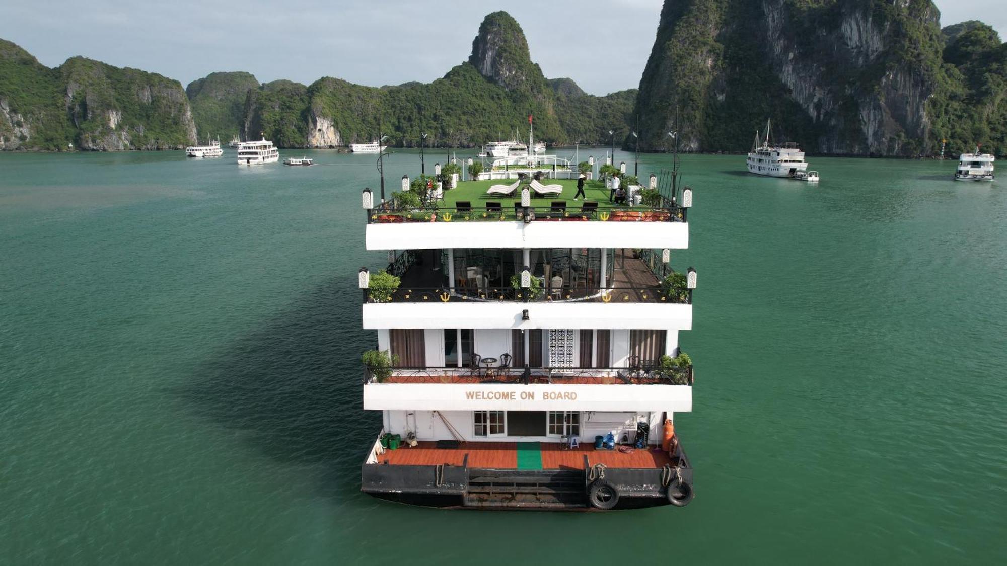 فندق Ha Long Aqua Legend Cruise المظهر الخارجي الصورة