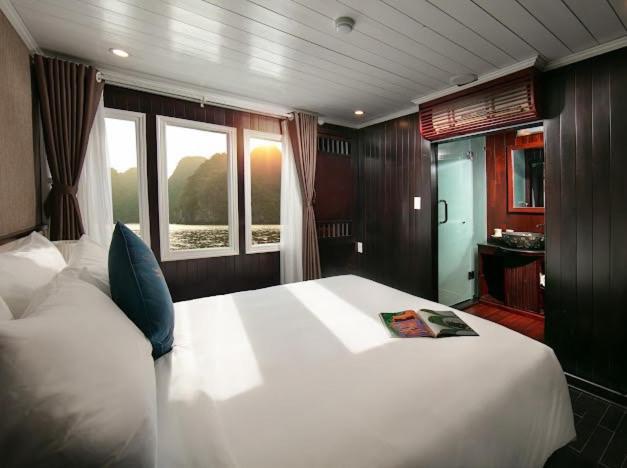 فندق Ha Long Aqua Legend Cruise المظهر الخارجي الصورة